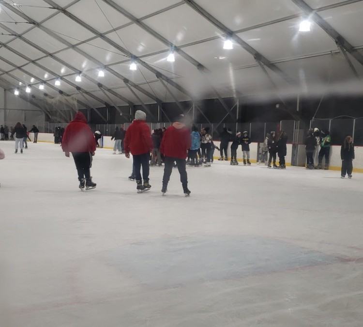 the-westfield-rink-photo